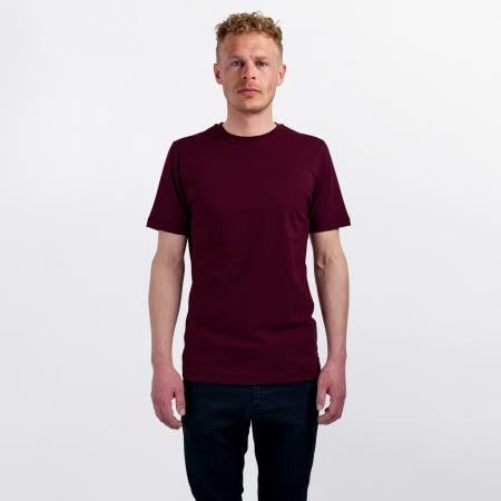 Men's-classic-t-shirt-luis-burgundy-1